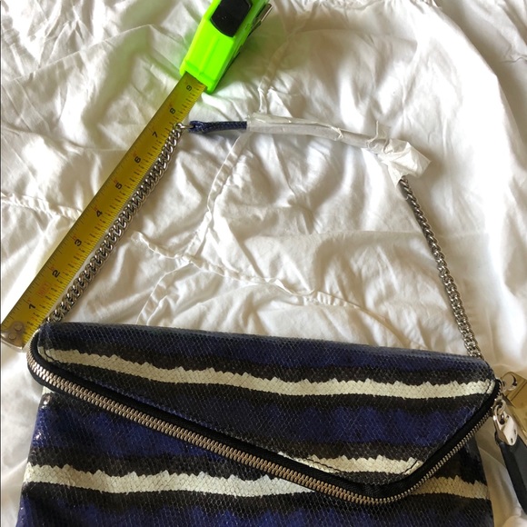 Henri Bendel purse/pouch - Picture 9 of 16
